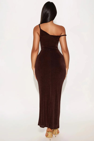 https://cdn.shopify.com/s/files/1/0293/9277/files/02-12-25_S1_18_KSND4082209_Chocolate_HY_AP_11-04-03_54382_MH_MH_PXF.jpg?v=1740426926&with=400&height=600
