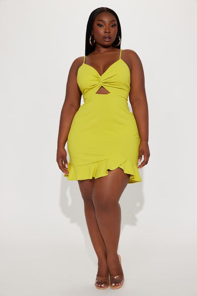 https://cdn.shopify.com/s/files/1/0293/9277/files/04-19-23Studio7_CB_SA_14-13-02_41_D31489KWD_Lime_1526_PLUS_JB.jpg?v=1682358401&with=400&height=600