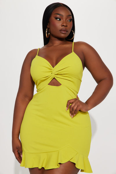 https://cdn.shopify.com/s/files/1/0293/9277/files/04-19-23Studio7_CB_SA_14-13-17_41_D31489KWD_Lime_1530_PLUS_JB.jpg?v=1682358401&with=400&height=600