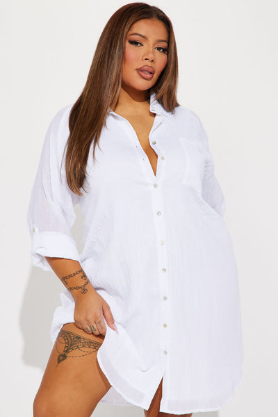 https://cdn.shopify.com/s/files/1/0293/9277/files/06-23-23Studio3_CB_PC_14-25-35_56_B19206_White_10689_PLUS_CM.jpg?v=1687977232&with=400&height=600